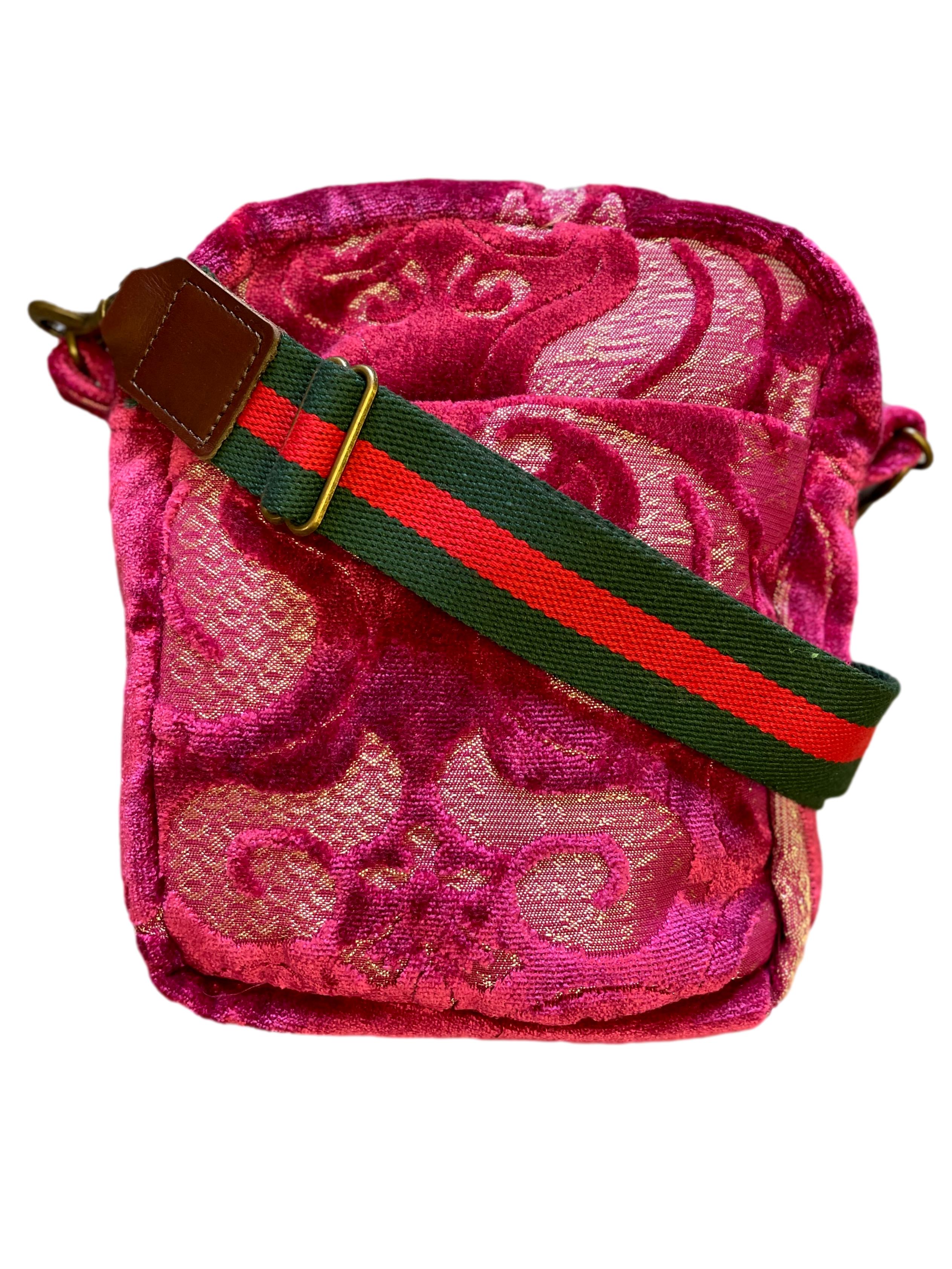 Maria Valentina Bright Pink Messenger Bag – eleven259